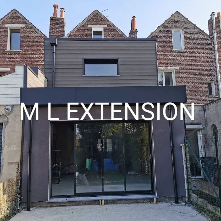 M L'EXTENSION