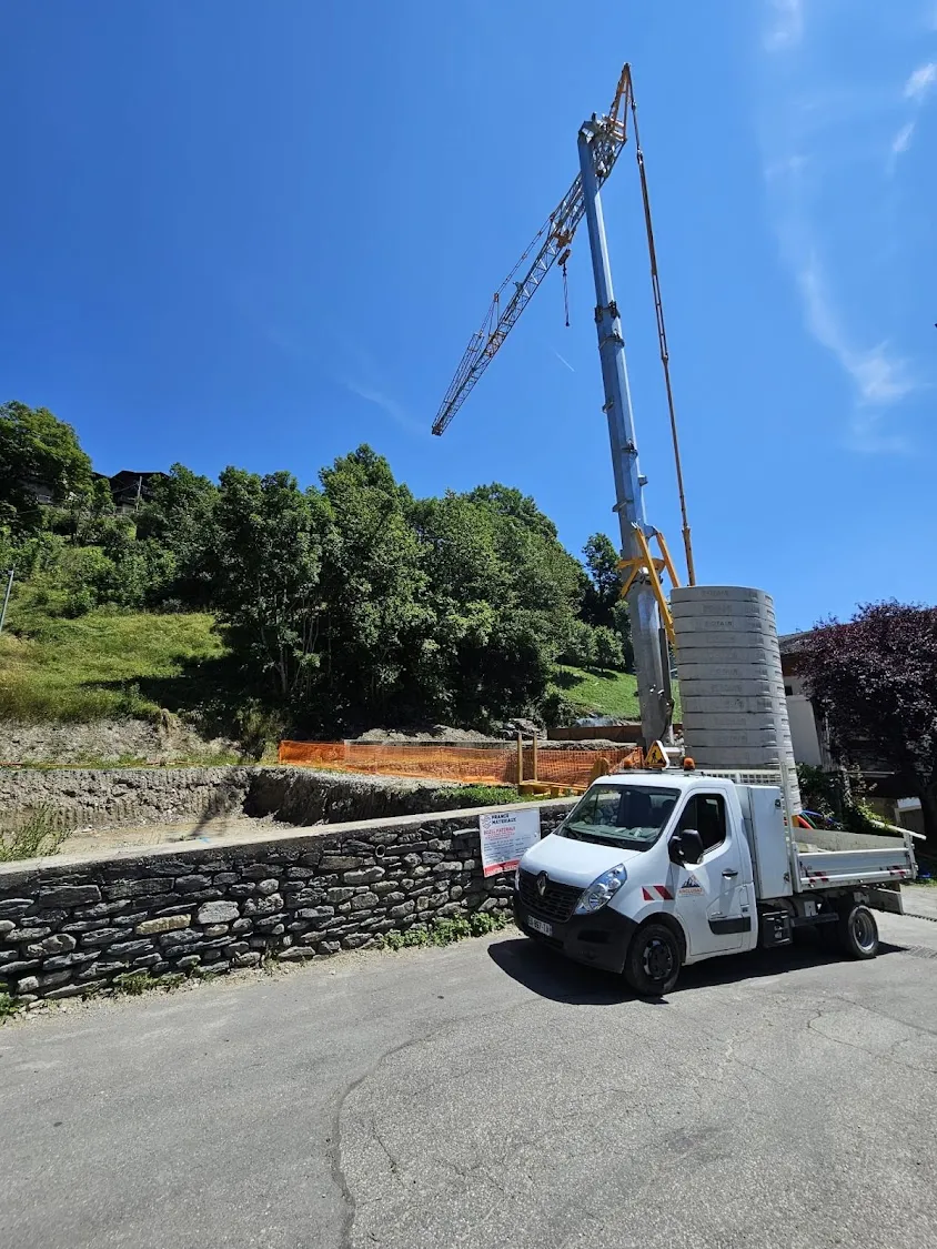 ARCLUSAZ CONSTRUCTIONS