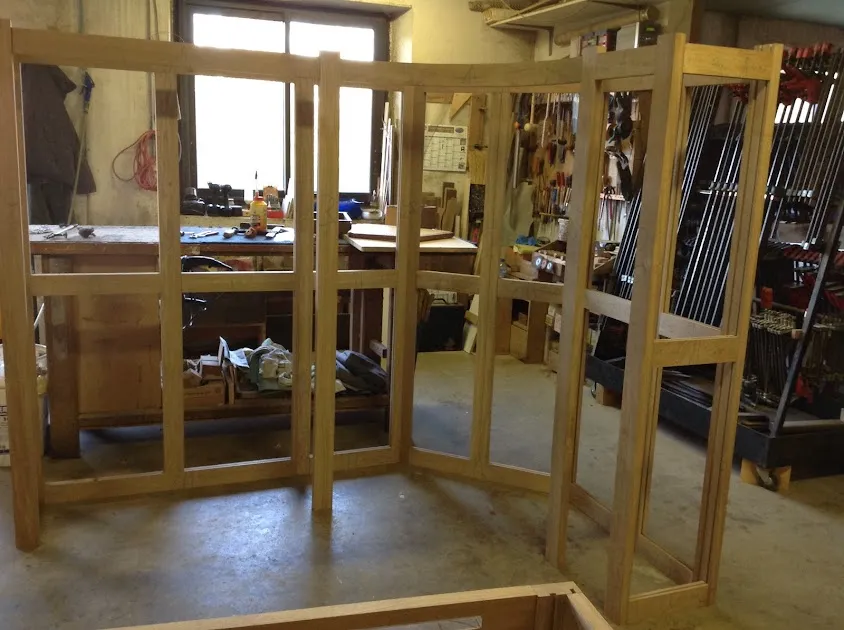 LOUINEAU AGENCEMENT -Ebénisterie -Aménagement d'intérieur -Aménagement véhicules -Relooking-Restauration Mobiliers-Antiquités