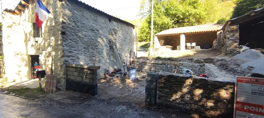 AS BATIMENT-maçonnerie-Toiture-dallage-abris de jardin-couverture -Mazamet-pont de Larn