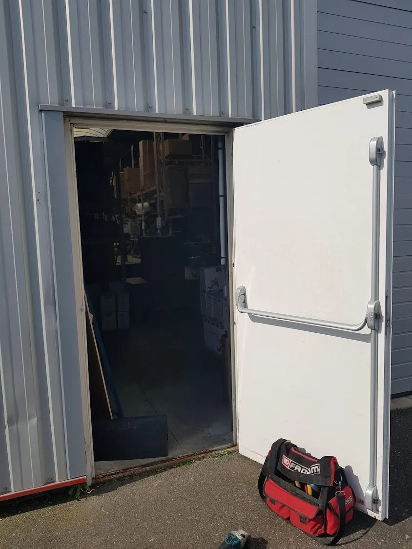 JG ESPACE SERRURIER / VITRIER 91 ETAMPES
