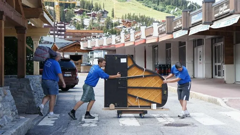 Piano Transports