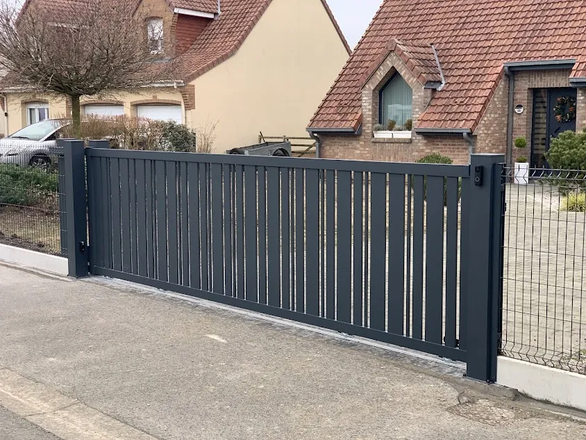 Access Alu Fabricant et installateur de Portails, carports ...