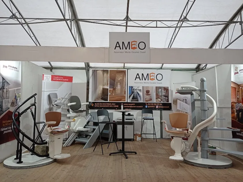 Monte escalier Bretagne | Expert solutions mobiles Rennes, ascenseur privatif, PVE | AMEO