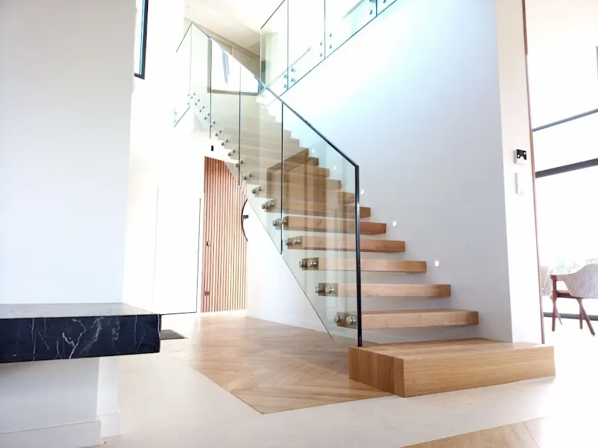 RJS CONSTRUCTIONS-INOX