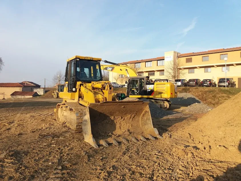 Balmont TP - Démolition, terrassement et aménagements extérieurs pour professionnels et particuliers