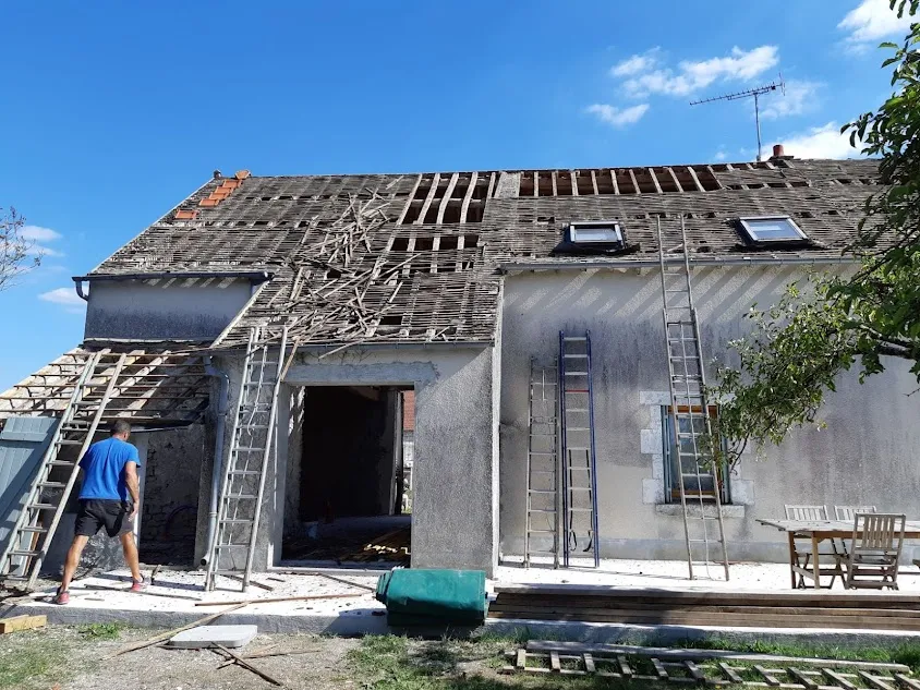 La Maison Des Travaux
