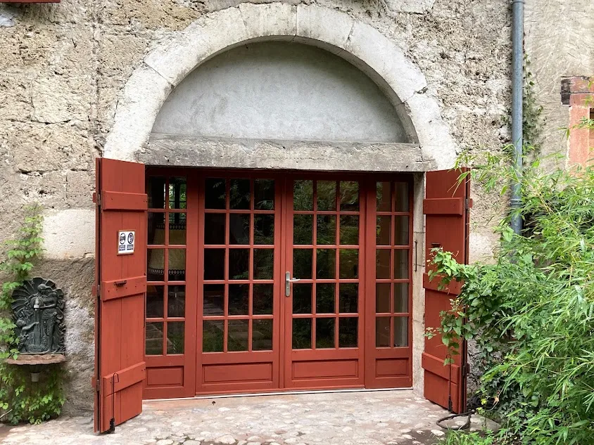 ATELIER LOUP MANGEOT LUTHIER