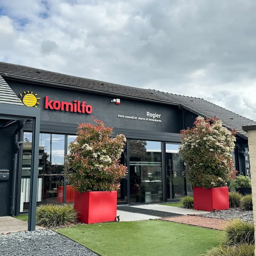 Komilfo Agence Rogier SARL à Reims - Pergolas, Stores, Fenêtres, Menuiseries