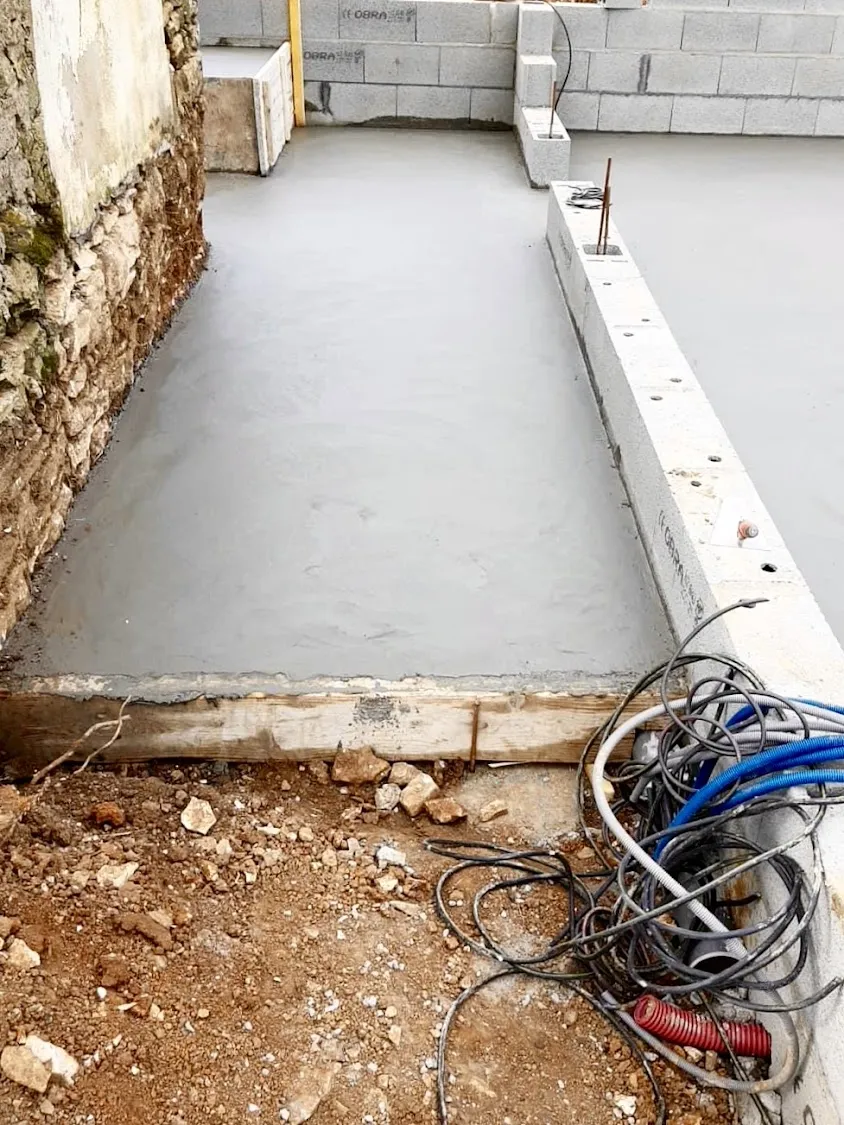 Delaporte Construction