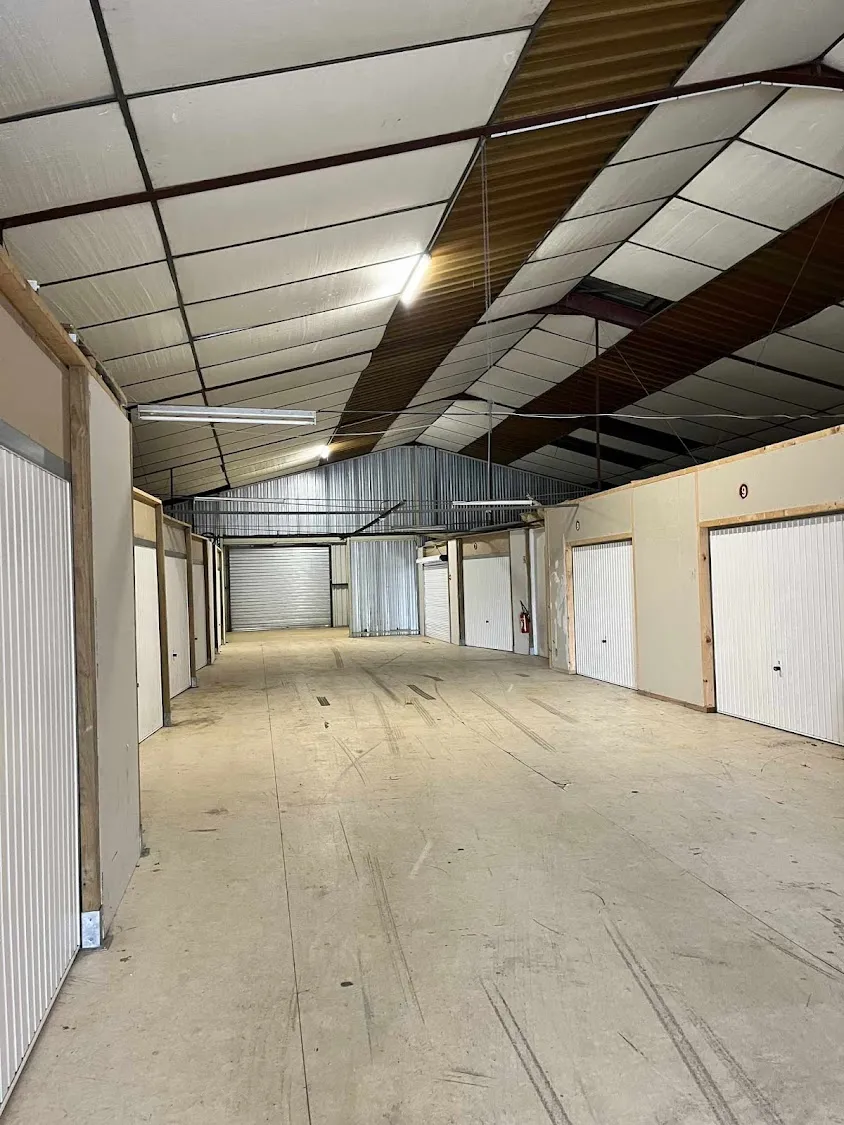 L'Usine - Location de Box, Garde-meuble et Garage