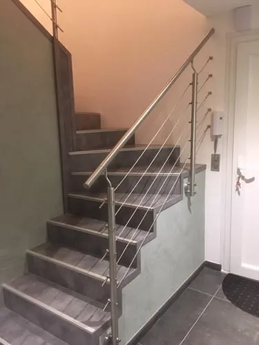 Maytop - Iso 19 - Rénovation d'escaliers et portes d'intérieur