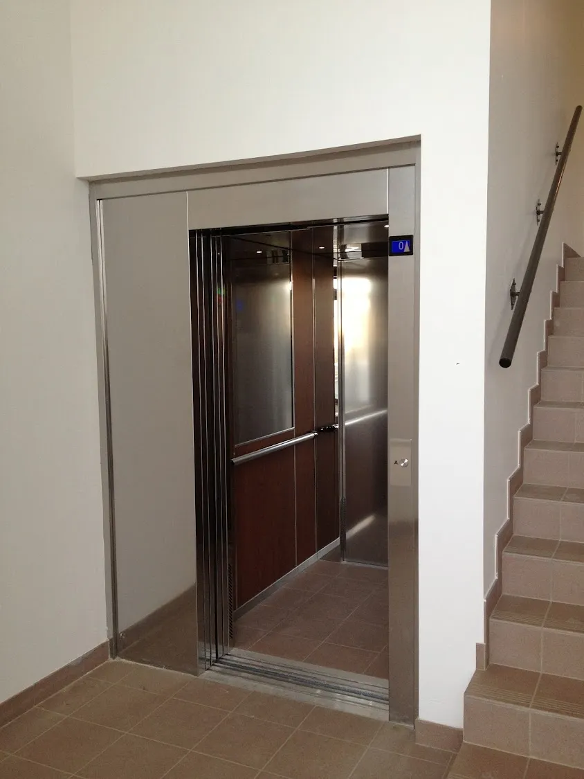 ASCENSEURS OLEOLIFT