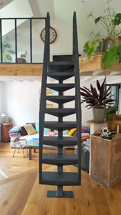 CA2M - Conception de Mobilier Métallique (verrière - escalier - mobilier sur mesure)