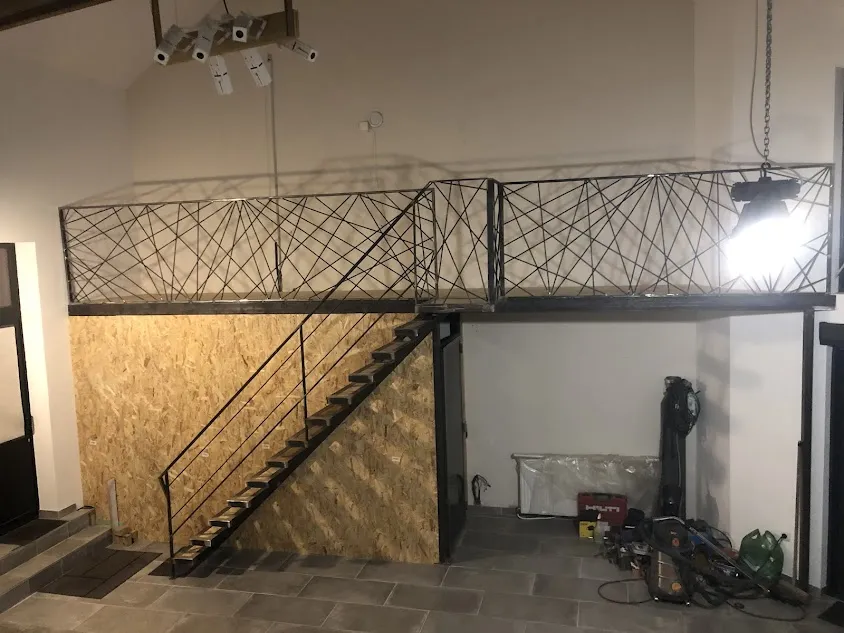 Metal-Plus