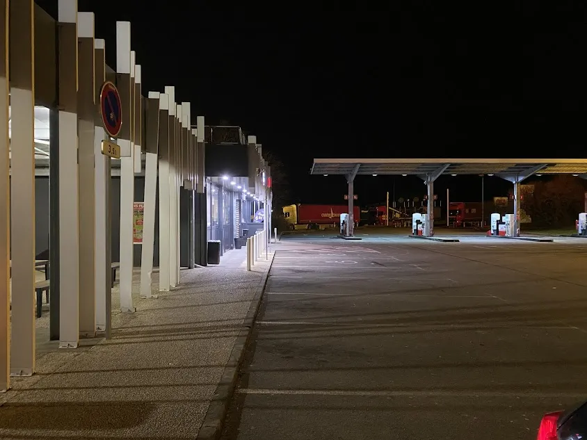 aire de st Nazaire Les Eymes