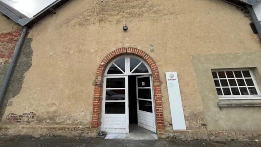 Schindler Champagné
