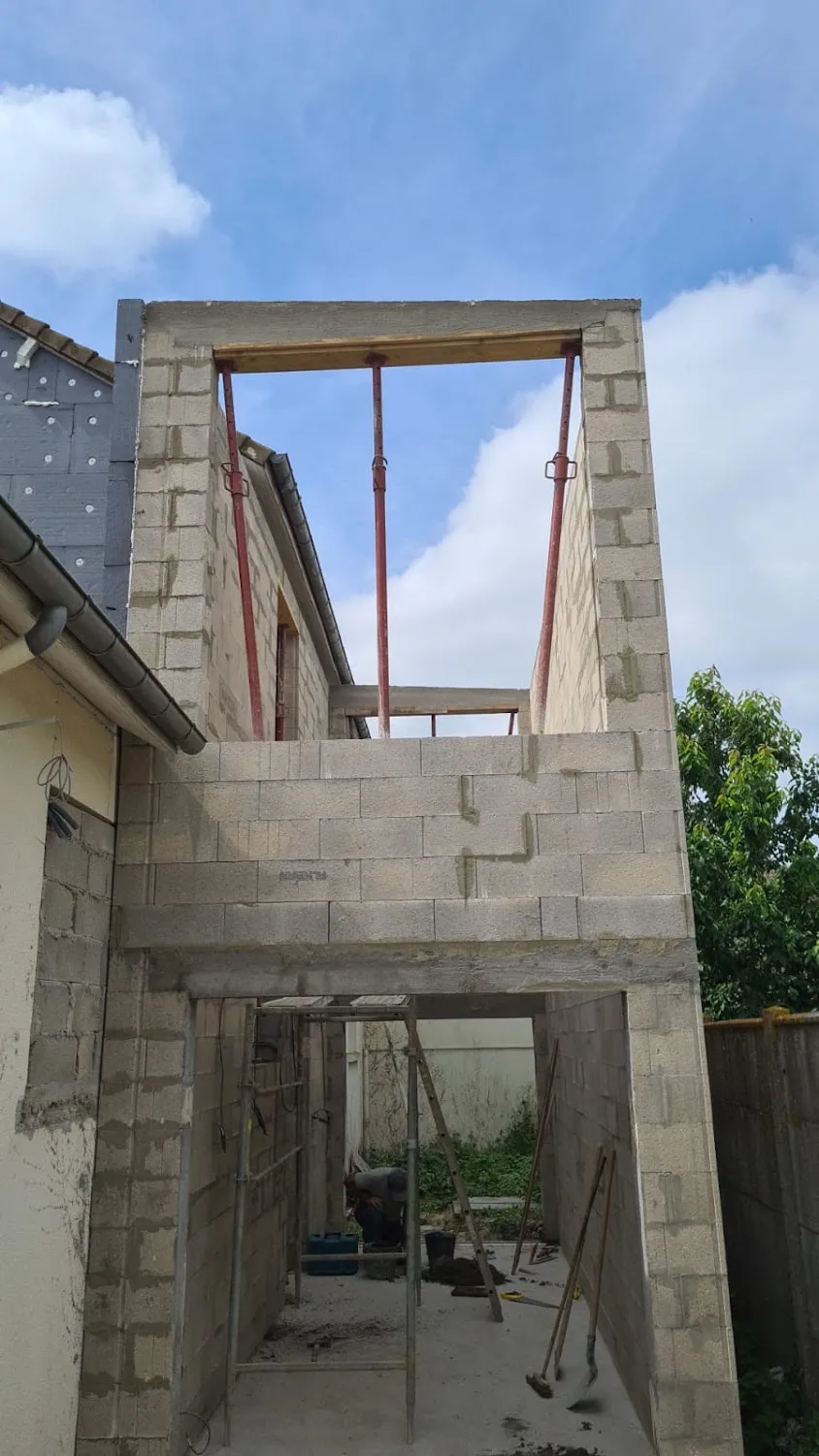 Bati Norm 27 – Maçonnerie, Carrelage & Extensions à Louviers