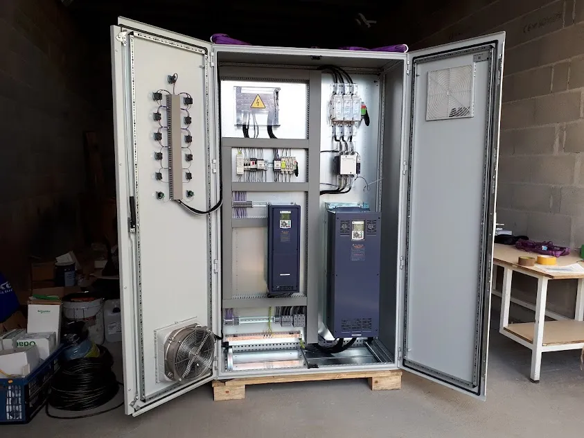 - RD AUTOMATISMES - Atelier de câblage d'armoires électriques