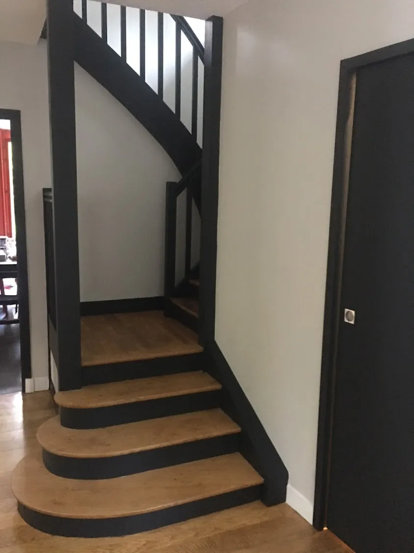 La Maison Des Travaux